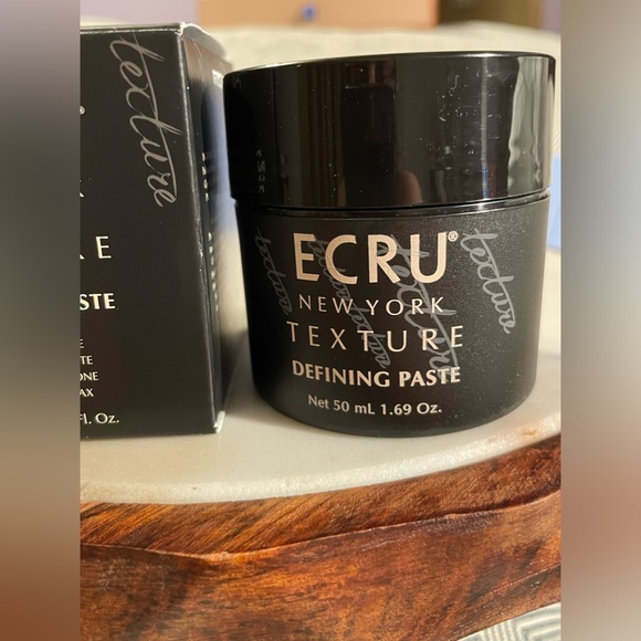 ECRU New York | TEXTURE Defining Styling Paste | Unisex | $28 - NIB - Picture 5 of 10